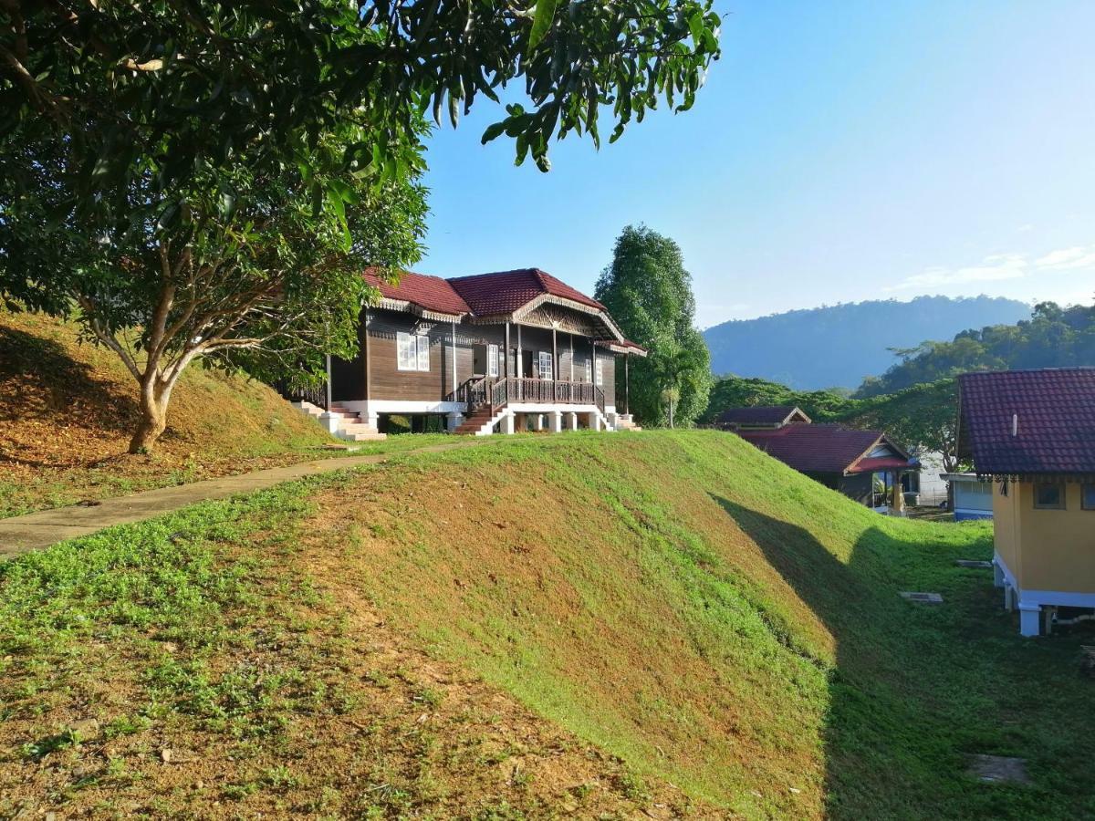 קואלה טהאן Asiacamp Taman Negara Resort מראה חיצוני תמונה